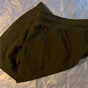 1X womens black Bermuda shorts